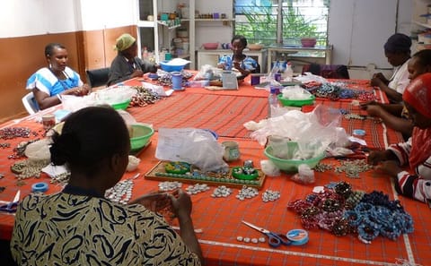 Karen Blixen Museum and Kobe Beads Center Tour in Nairobi