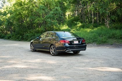 Private Calgary to Banff One-way Transfer in Luxury Car