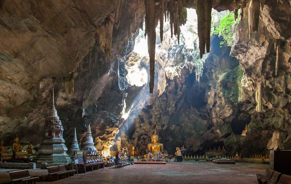Private Day Trip to Damnoen Saduak Floating Market