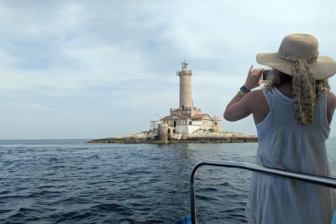 Panorama around Lighthouse Porer