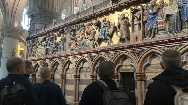 Paris: Notre-Dame Cathedral interior and Ile-de-la-Cité guided tour with River Cruise option