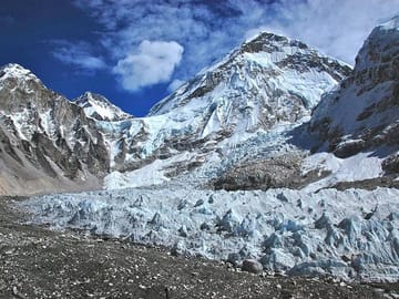 19 Days Mera Peak Climbing & Expedition – One Life-Changing Himalayan Adventure