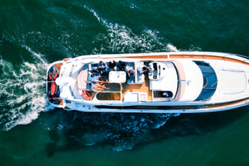 Private Yachting Tour of Helsinki's Scenic Archipelago