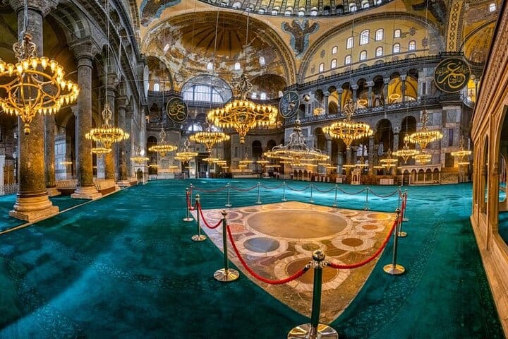 Istanbul Old City Historical &amp; Cultural Tour