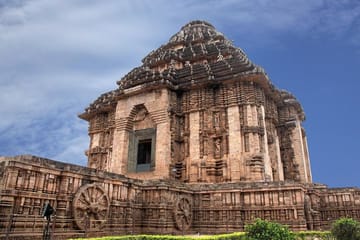Private Day Tour of Konark Temple and Chilika Lake from Bhubaneswar