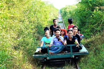 Bamboo Train and Killing Caves Day Tour in Battambang