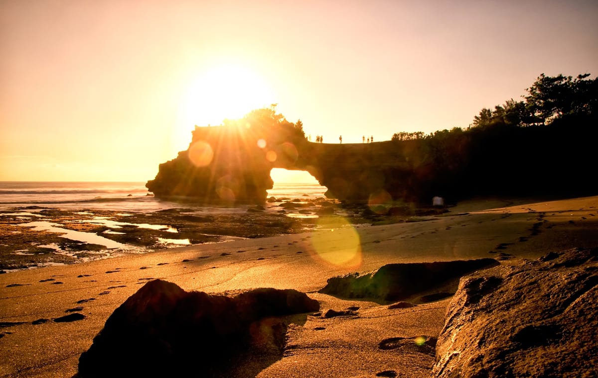Bali Sunset Tour at Tanah Lot with Cultural Insights