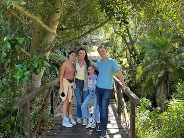 Private Tour of Robben Island, Kirstenbosch, and Groot Constantia