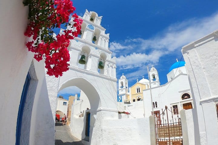 Discover Santorini’s Best in One Day 6