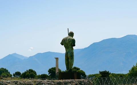 Pompeii and Mt. Vesuvius Day Tour from Naples
