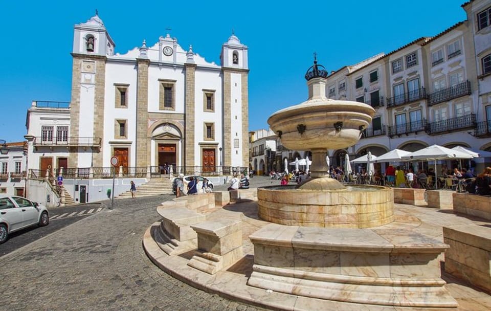 Explore Evora's Roman Temple, Cathedral, and Historic Center