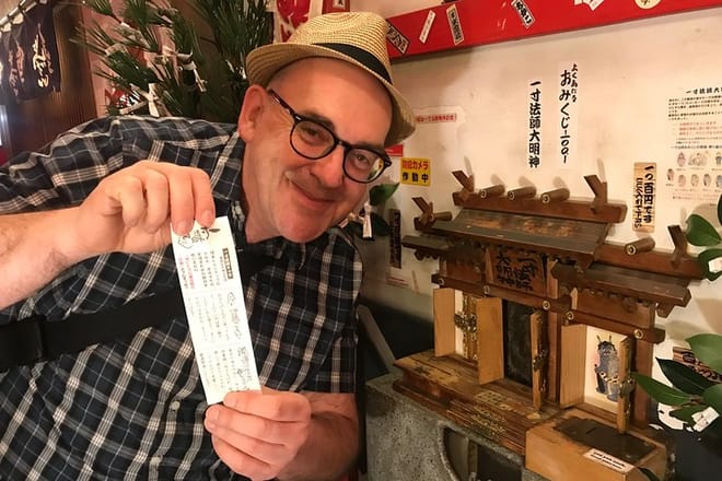 Pull a good-luck fortune