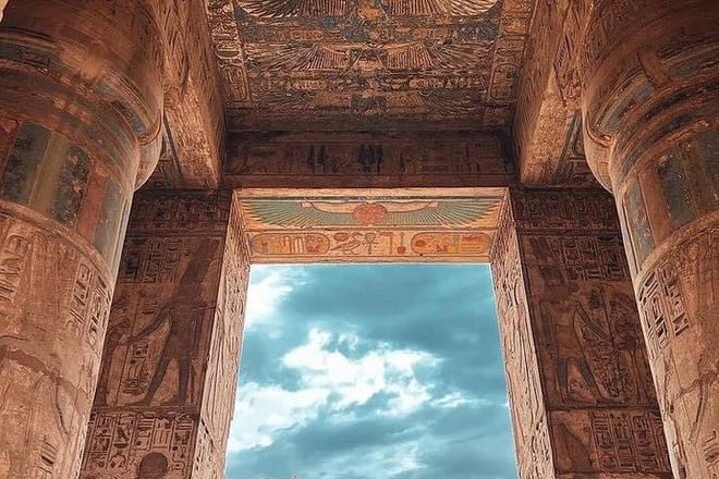 Full-Day Luxor East and West Bank Private Guided Tour with Lunch