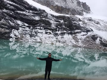 Hiking Tour to Nevado Charquini from La Paz, Bolivia