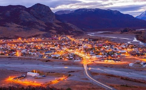 4-Day Air and Land Tour of El Calafate and Perito Moreno Glacier