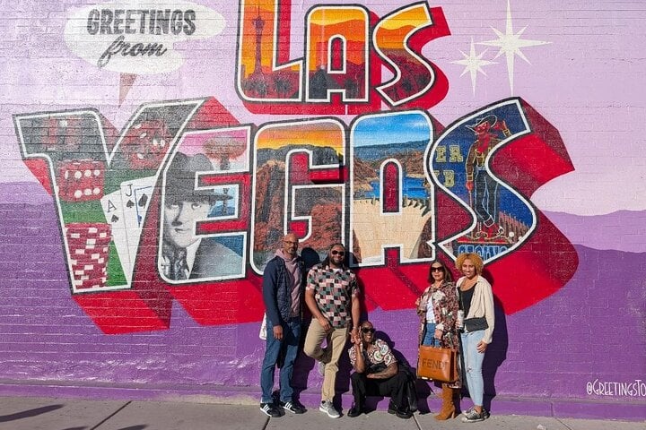 Vegas Secrets: Bars, Shopping, Limo and Dining Experience 2
