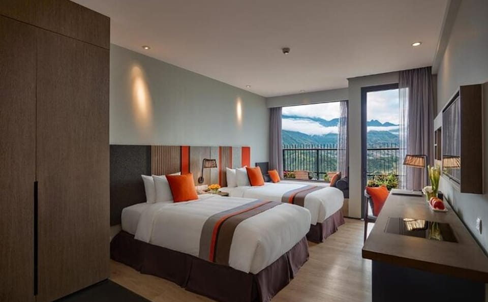 Luxury 2-Day Adventure Tour in Sapa, Vietnam