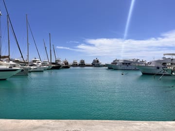 Private El Gouna City Tour & Lagoon Boat Ride