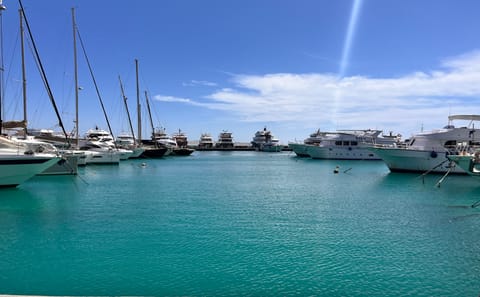 Private El Gouna City Tour with Lagoon Boat Ride from Hurghada