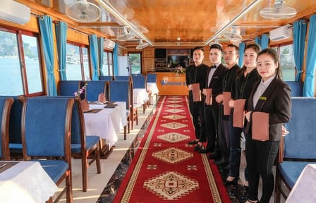 Wonder Bay Cruise Halong Day Boat Tour from Harbor (34 Paxs Max)