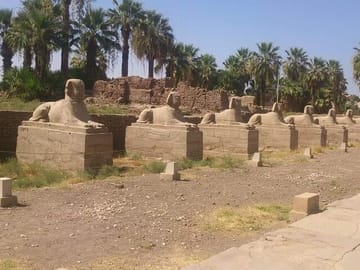 Private Day Tour of Luxor's Ancient Sites from Sharm El Sheikh