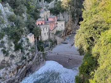 Private Day Tour of Amalfi and Positano from Sorrento