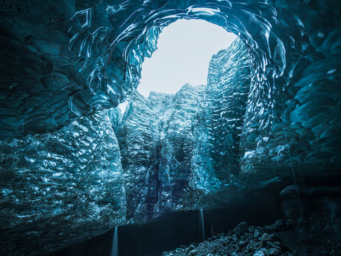 Jökulsárlón ice cave tour