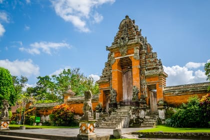 Bali Sunset Tour at Tanah Lot with Cultural Insights