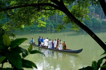 Cochin to Thekkady and Alleppey 4-Day Nature Tour