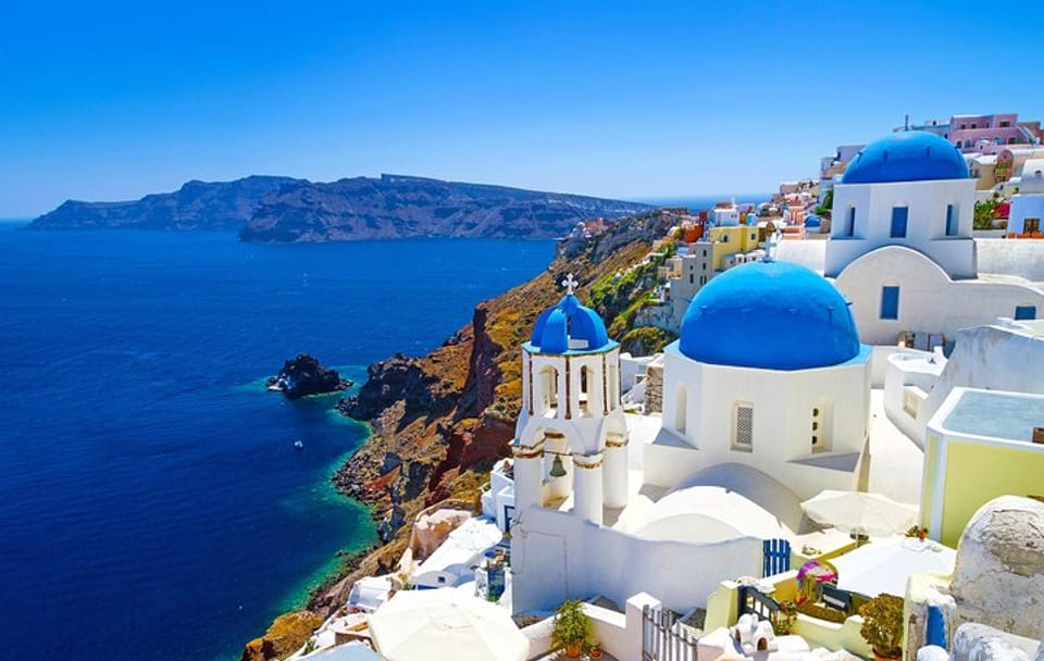 Round Trip Transfer to Oia from Your Location in Greece