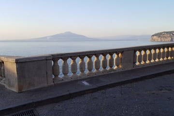 Cultural Walking Tour of Historic Sorrento, Italy