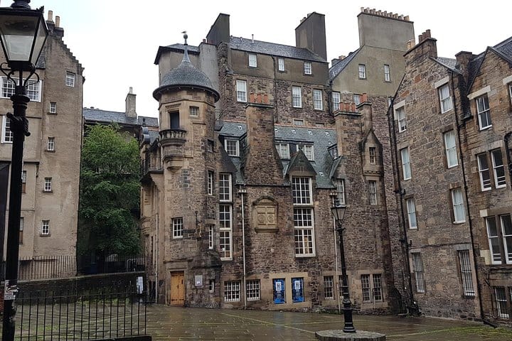 Private Edinburgh City Half-Day Tour 3