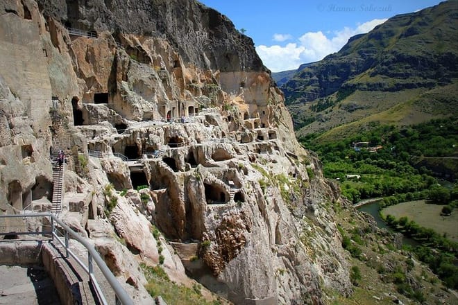 8-Nights 9-Days Private Tour in Georgia with Pick Up 10