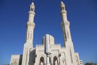 VIP City Tour With Sea Food Lunch Big Mosque &amp; shopping -Hurghada