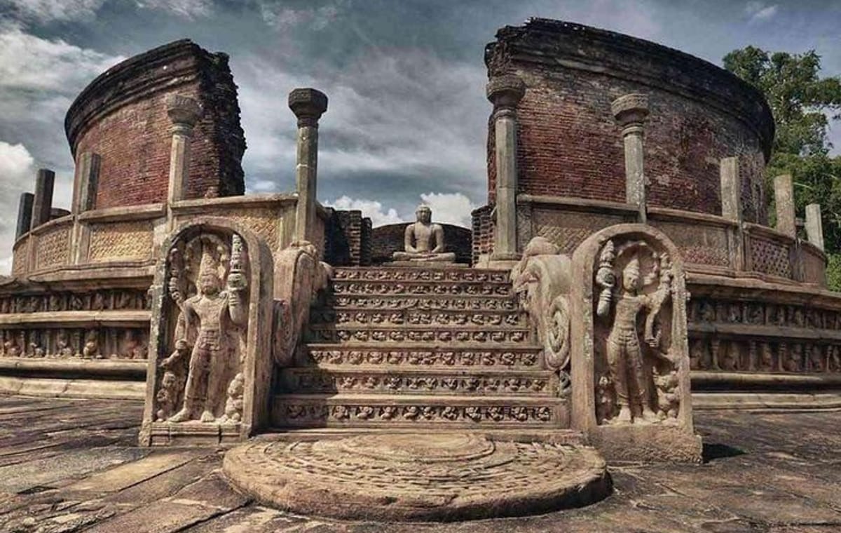 Polonnaruwa Ancient City All Inclusive Day Tour From Colombo