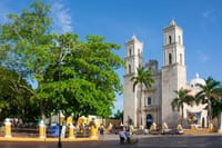 Merida Airport Private Shuttle with WIFI 3