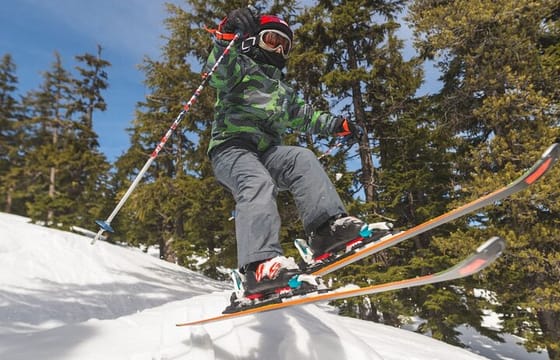 Vancouver to Revelstoke 2 days Ski and Snowboarding Tour