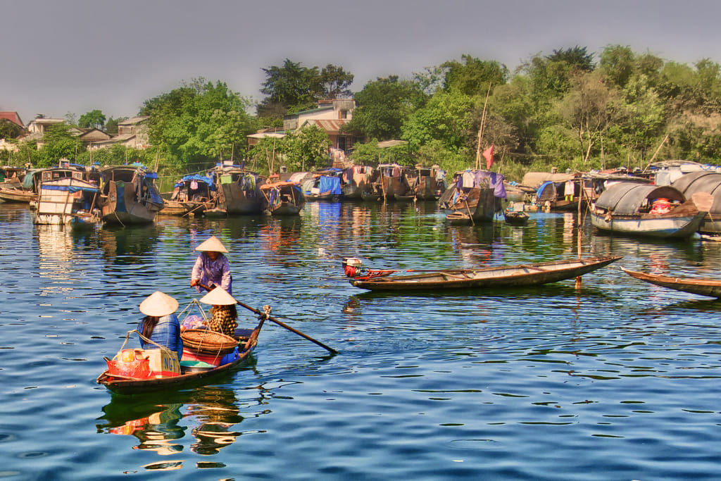 Discover the ancient cities of Hoi An & Hue 4 days 3 nights