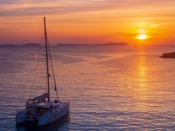 Turtle Beach Boat Tour & Mud Bath & Thermal Pool in Marmaris