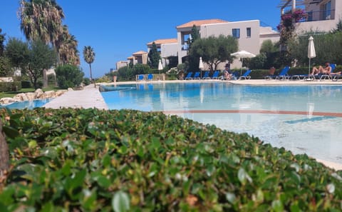 3-Night Romantic Villa Stay with Sunset Dinner in Maleme, Crete