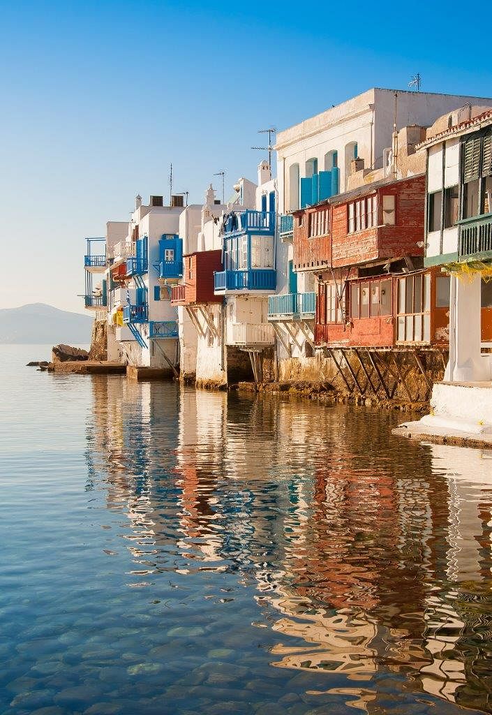 Escape to Mykonos: Discover the Enchanting Island Paradise