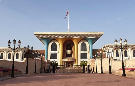 Private Night City Tour of Muscat with Guided Highlights