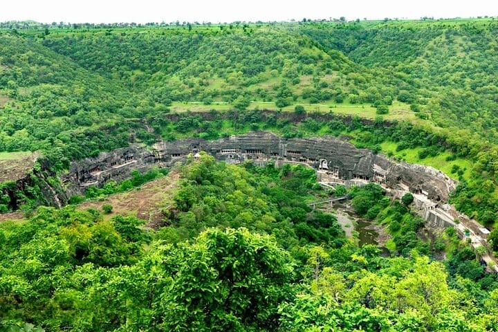 Aurangabad, Ajanta and Ellora Caves Tour (3 Days)