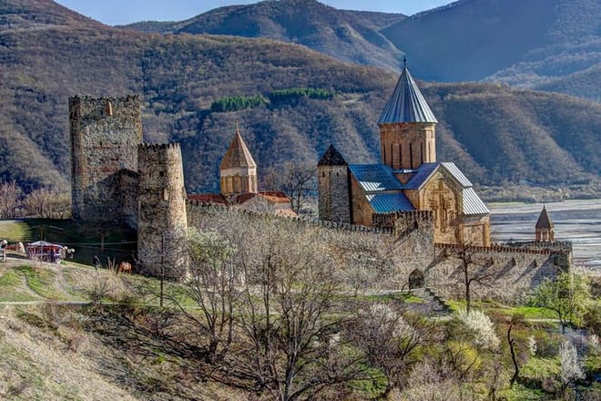 Private Transfer: Gudauri to Tbilisi/Airport - Comfort & Safety photo 5