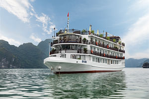 Luxury Margaret Halong Bay Cruises - 2 Days 1 Night