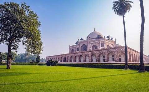Private Full Day Tour of UNESCO Sites in New Delhi