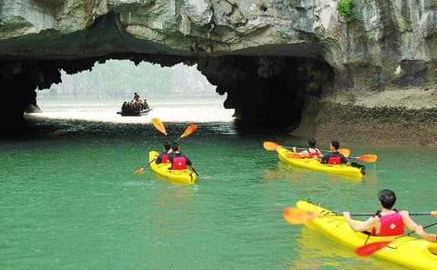 Overnight Cruise Tour in Bai Tu Long Bay from Hanoi