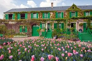 Giverny and Full day Paris Tour with Private Pick up and drop