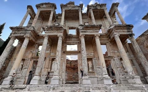 Ephesus and Pamukkale Tour 3 Days