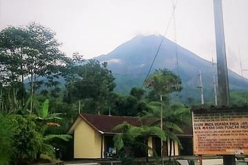 Borobudur Sunrise Merapi Volcano Tour